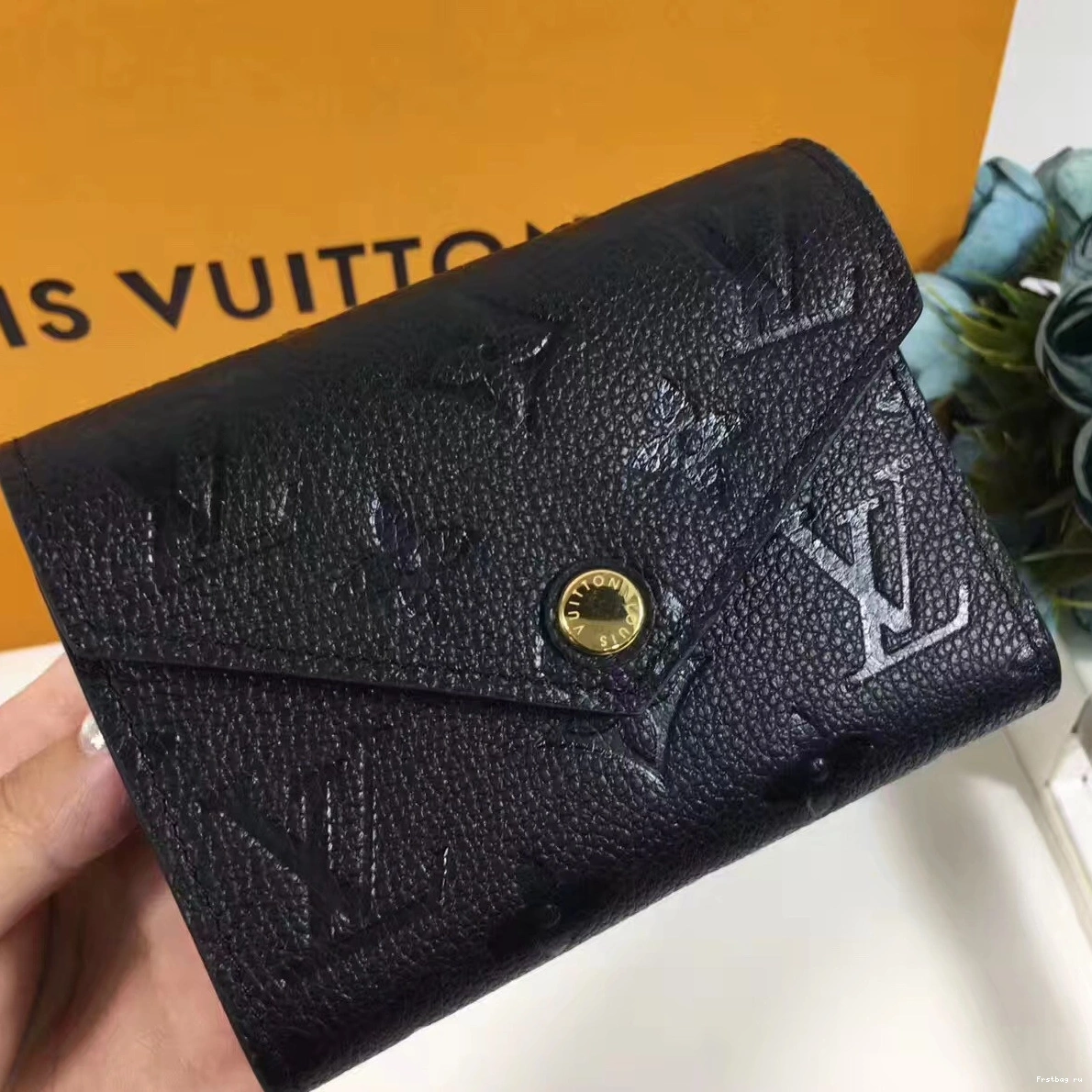 First bag ru Louis wallet Vuitton Victorine 0712